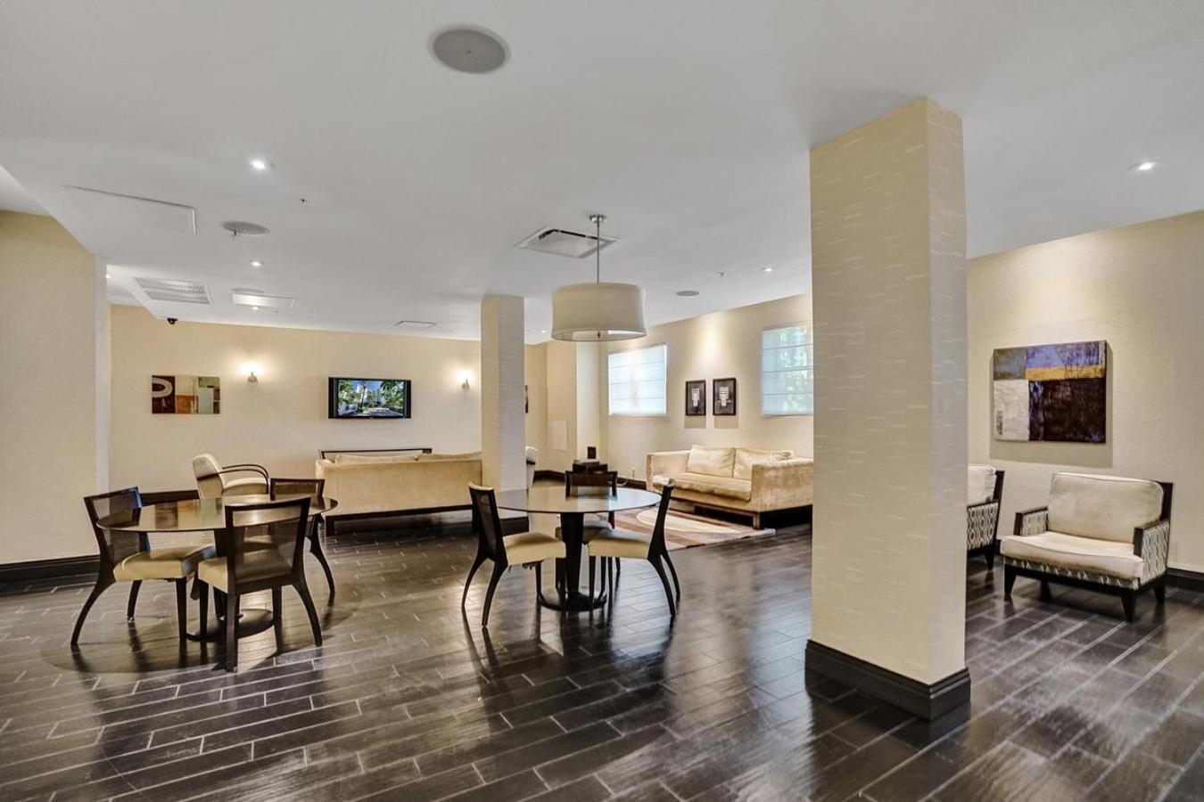 2Bd Condo Christmas Retreat Pool Beachside 할리우드 외부 사진